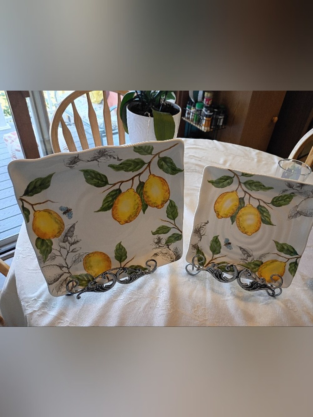 Maxcera Set Of 2 Yellow Lemon Salad Square Plates W Bee, Ceramic Pottery
